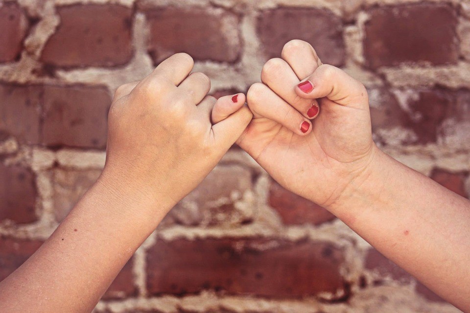 Fingers corssed